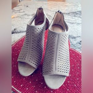 Style & Co heels